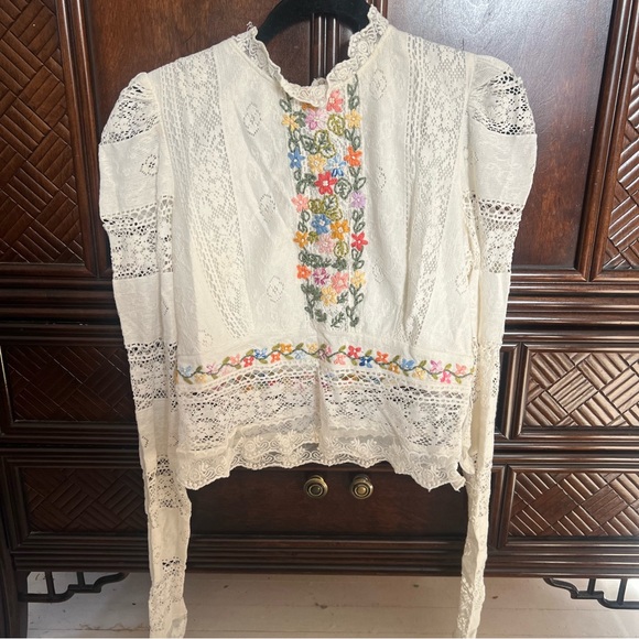 NWT Free People Cream Lace Blouse with Floral Accents - Picture 2 of 5